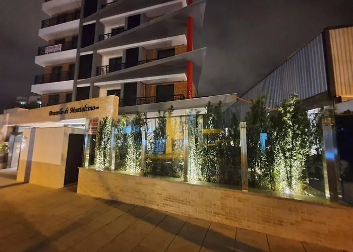 Apartamento 2 Suites Com Piscina E Churrasqueira, Ao Lado Da Ufsc