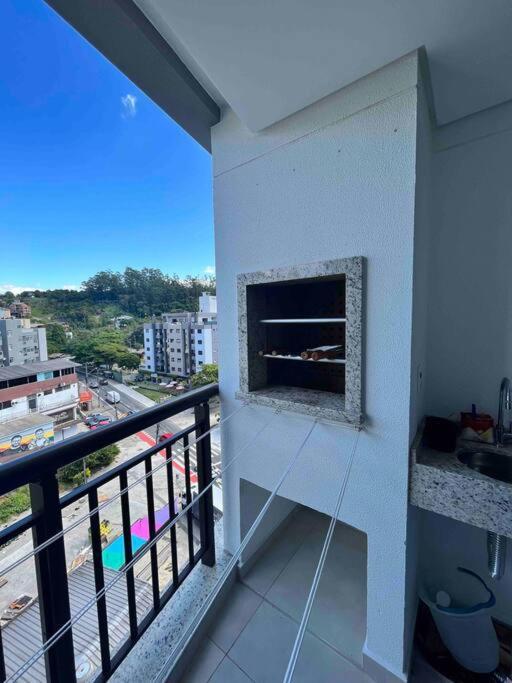 2 Com Piscina E Churrasqueira, Ao Lado Da Ufsc