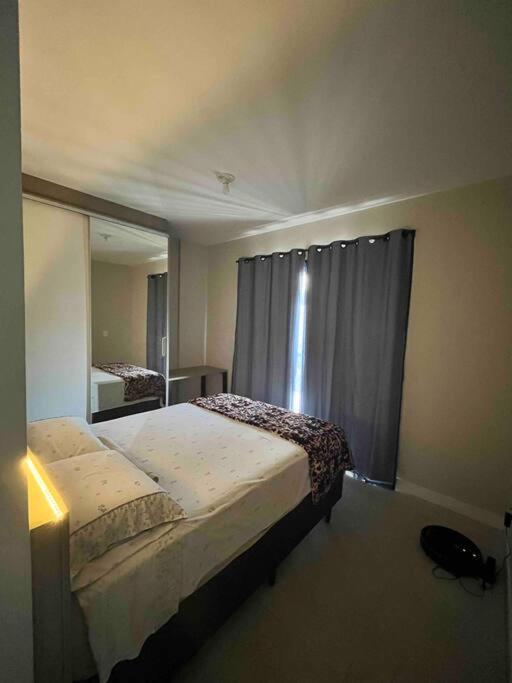 Apartamento 2 Com Piscina E Churrasqueira, Ao Lado Da Ufsc Florianópolis